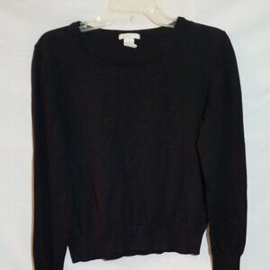 H&M BASIC/BASIQUE. BLACK LONG SLEEVE SWEATER. SIZE - M, FITS LIKE A SMALL.